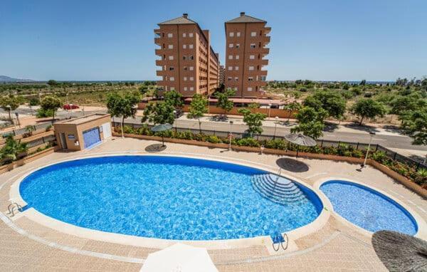 Apartamento Equipado En La Playa Torre La Sal 卡巴尼斯 外观 照片